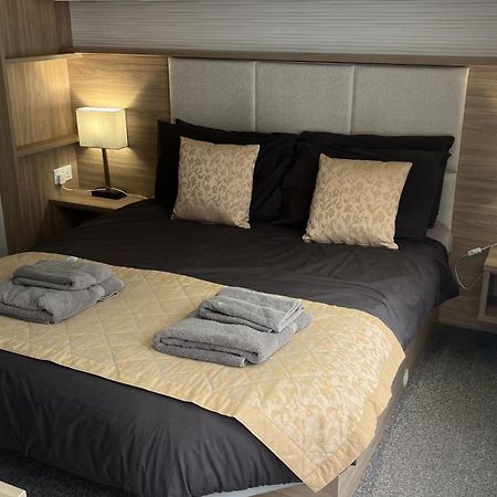 Pet Friendly 2-Bed Lodge Near Preston & Blackpool Экстерьер фото