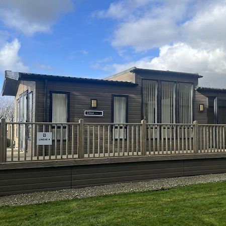 Pet Friendly 2-Bed Lodge Near Preston & Blackpool Экстерьер фото