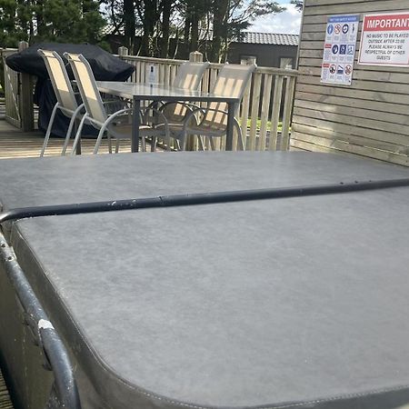Pet Friendly 2-Bed Lodge Near Preston & Blackpool Экстерьер фото